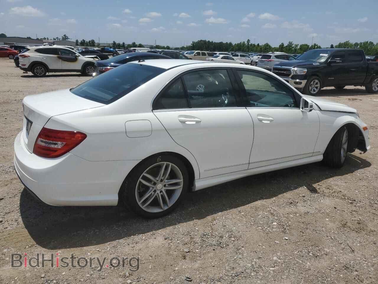 2014 MERCEDES-BENZ C-CLASS - VIN: WDDGF4HB9EA936653 - Фото 3