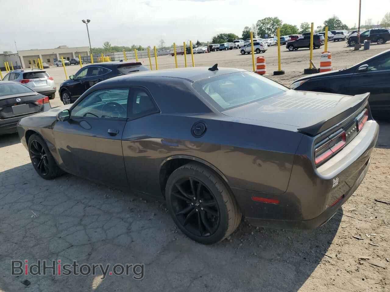 2017 DODGE CHALLENGER - VIN: 2C3CDZAG7HH600110 - Фото 2