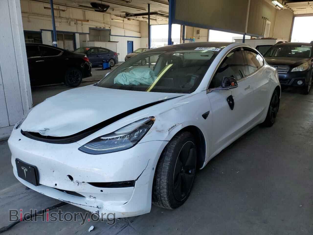 Фотография 5YJ3E1EB8JF067141 - TESLA MODEL 3 2018