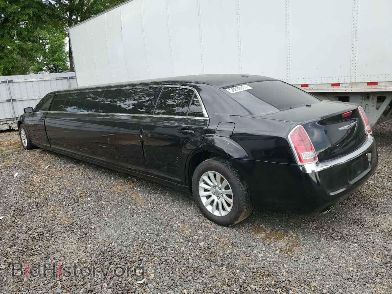 2014 CHRYSLER 300 - VIN: 2C3CCAAG2EH132657 - Фото 2
