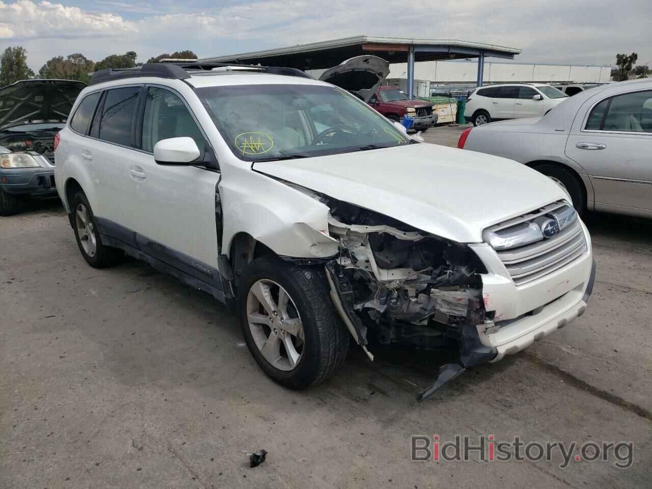 Photo 4S4BRCKC8D3314552 - SUBARU OUTBACK 2013