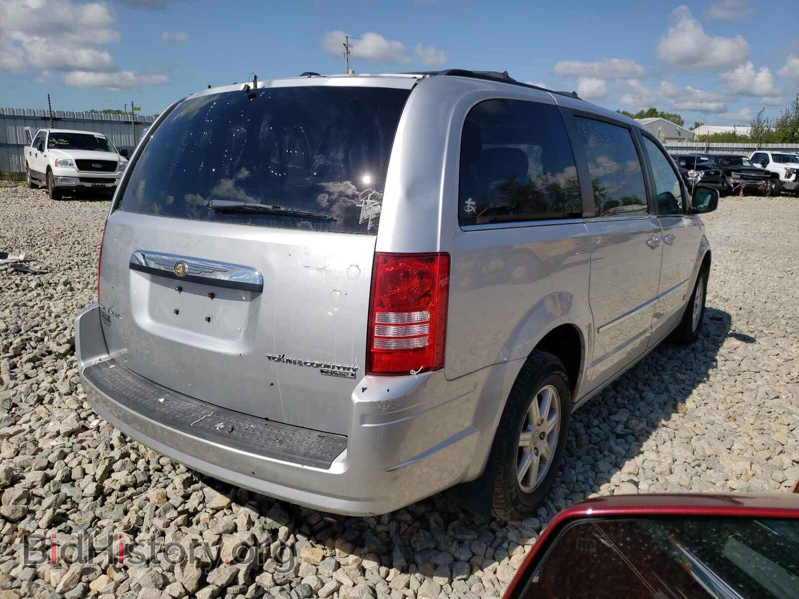 2010 CHRYSLER MINIVAN - VIN: 2A4RR5D11AR478779 - Фото 4