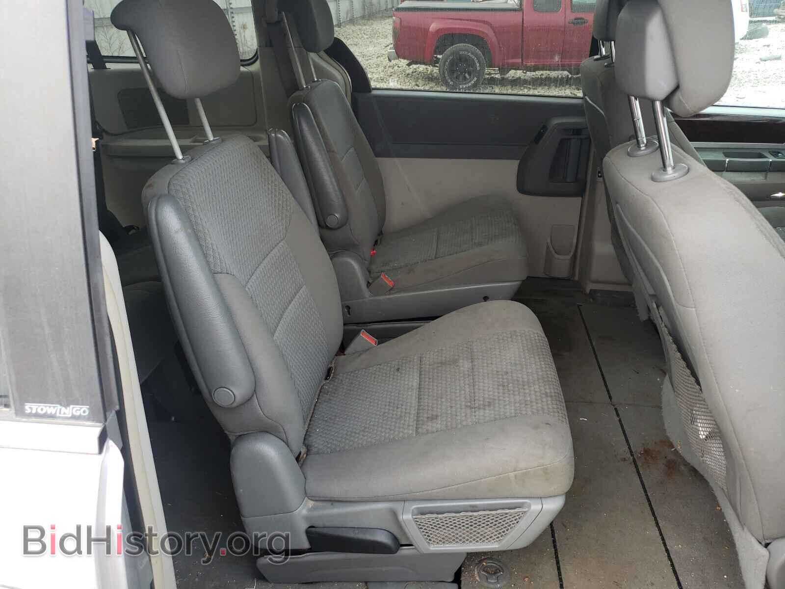 2010 CHRYSLER MINIVAN - VIN: 2A4RR5D11AR478779 - Фото 6