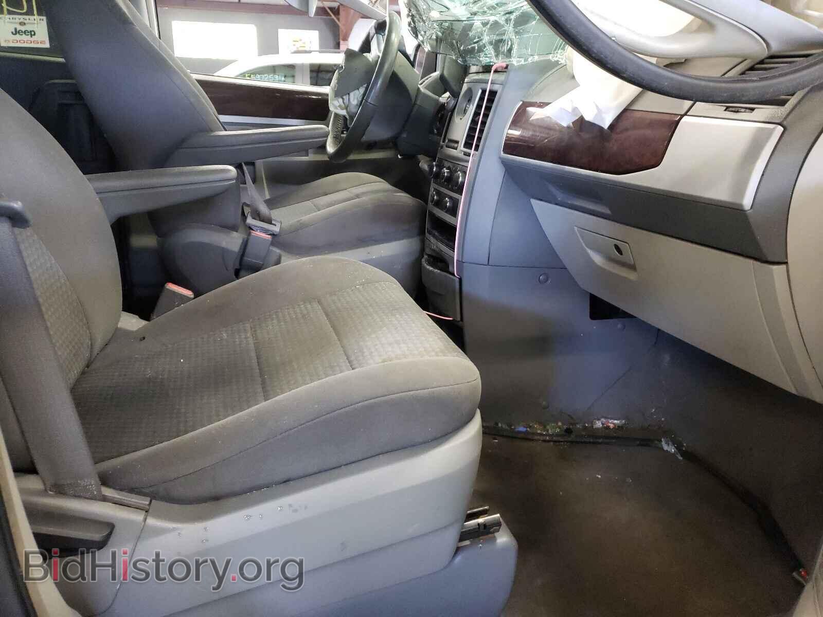 2010 CHRYSLER MINIVAN - VIN: 2A4RR5D10AR463576 - Фото 5
