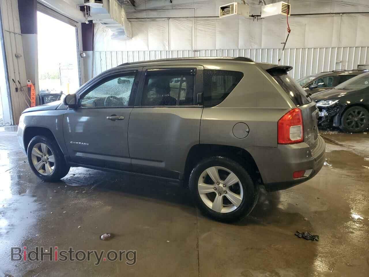 2011 JEEP COMPASS - VIN: 1J4NF1FB2BD207210 - Фото 2
