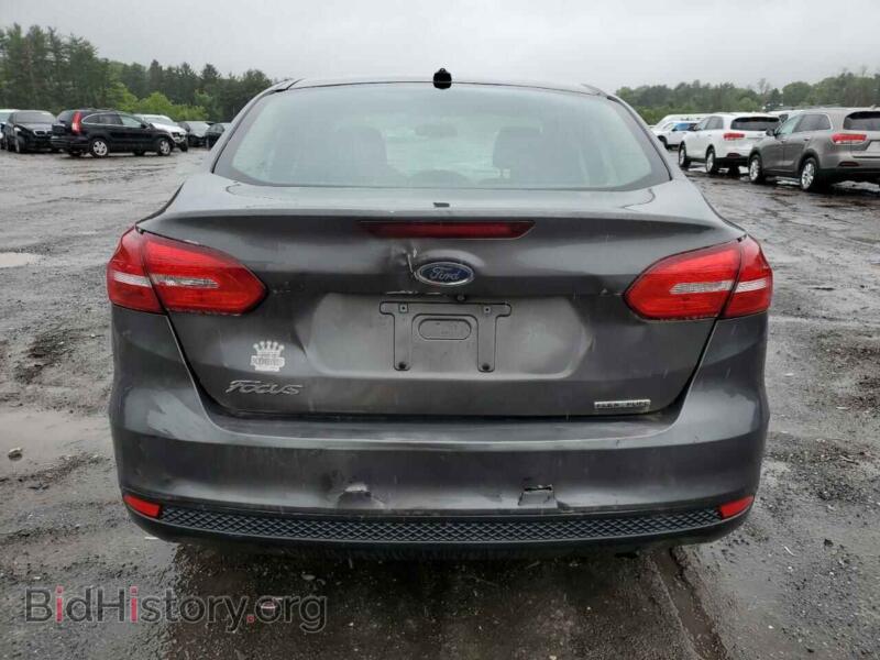 2015 Ford FOCUS (VIN 1FADP3E23FL322332) — photo 6 of 12