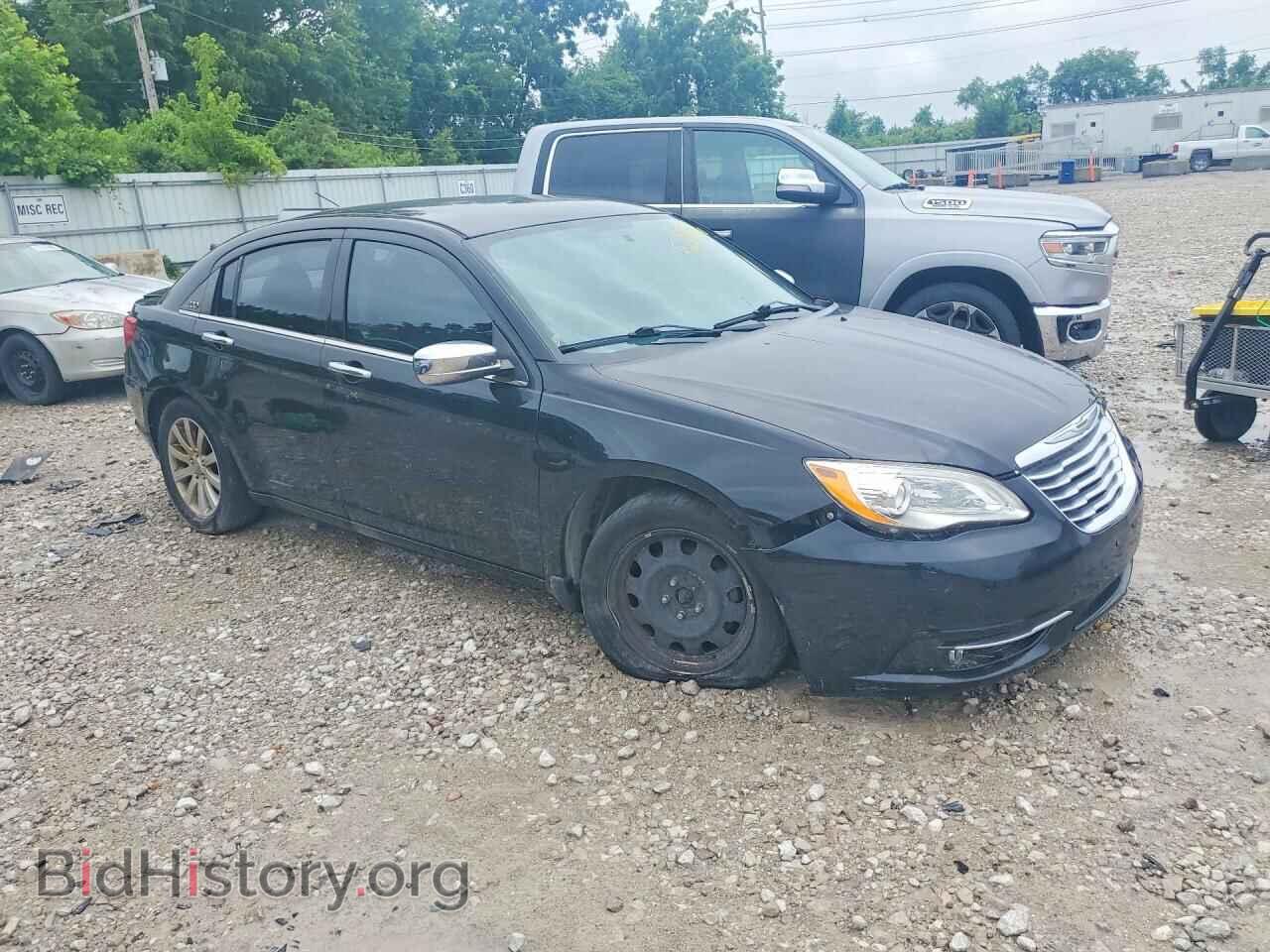 2013 CHRYSLER 200 - VIN: 1C3CCBCG3DN599773 - Photo 4
