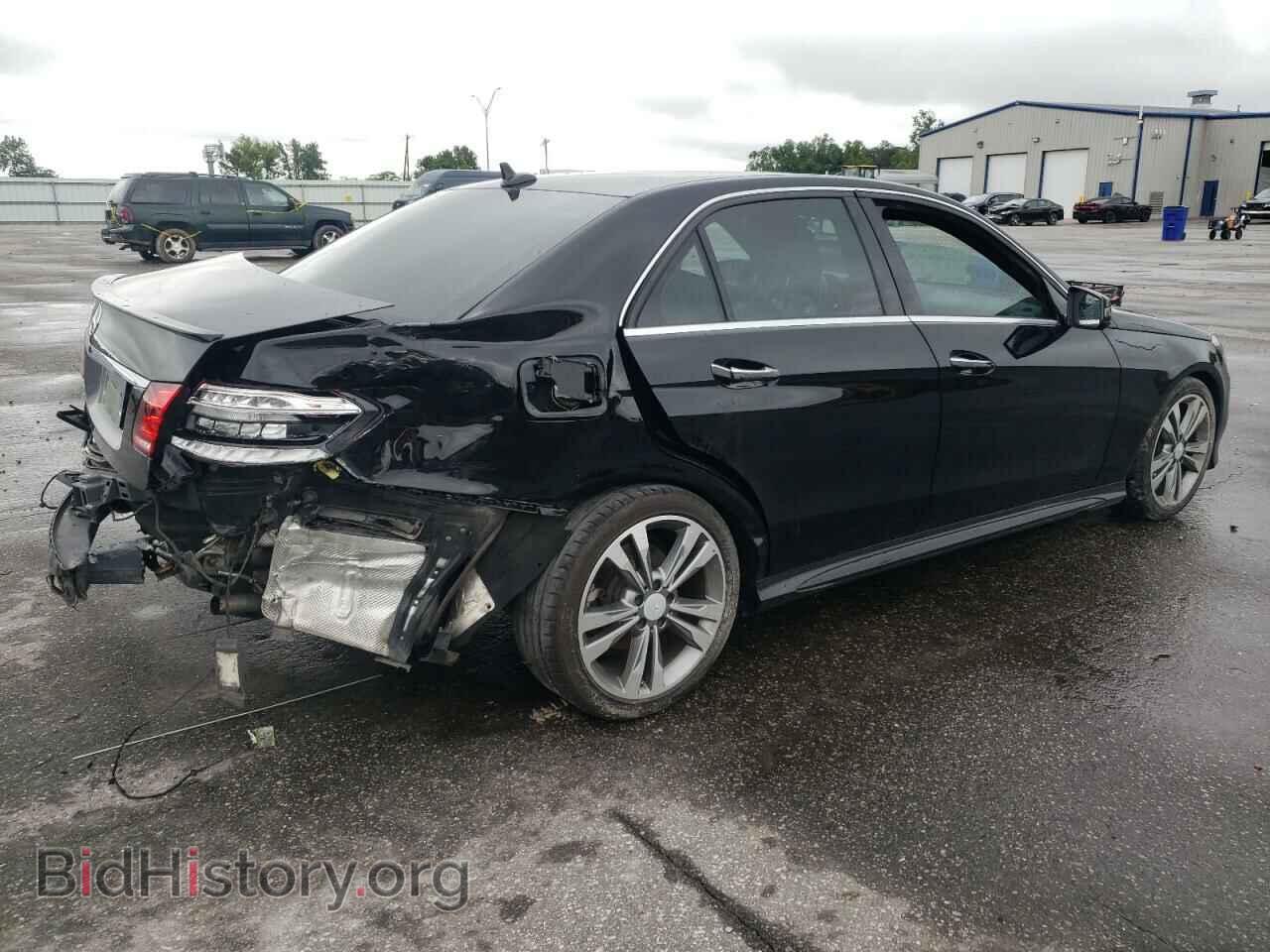 2014 MERCEDES-BENZ E-CLASS - VIN: WDDHF5KB6EA977146 - Фото 3