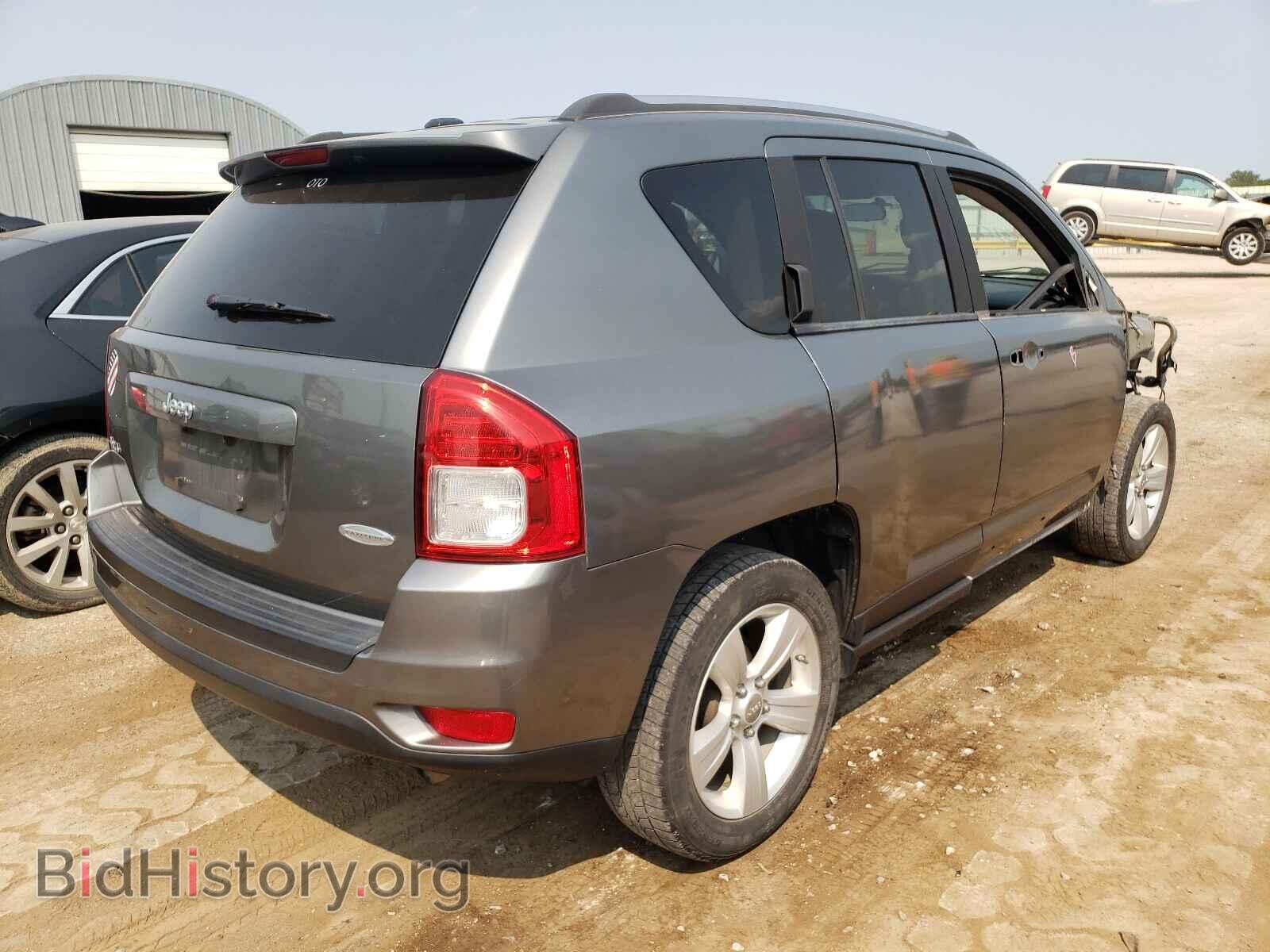 2012 JEEP COMPASS - VIN: 1C4NJDEB5CD572909 - Photo 4