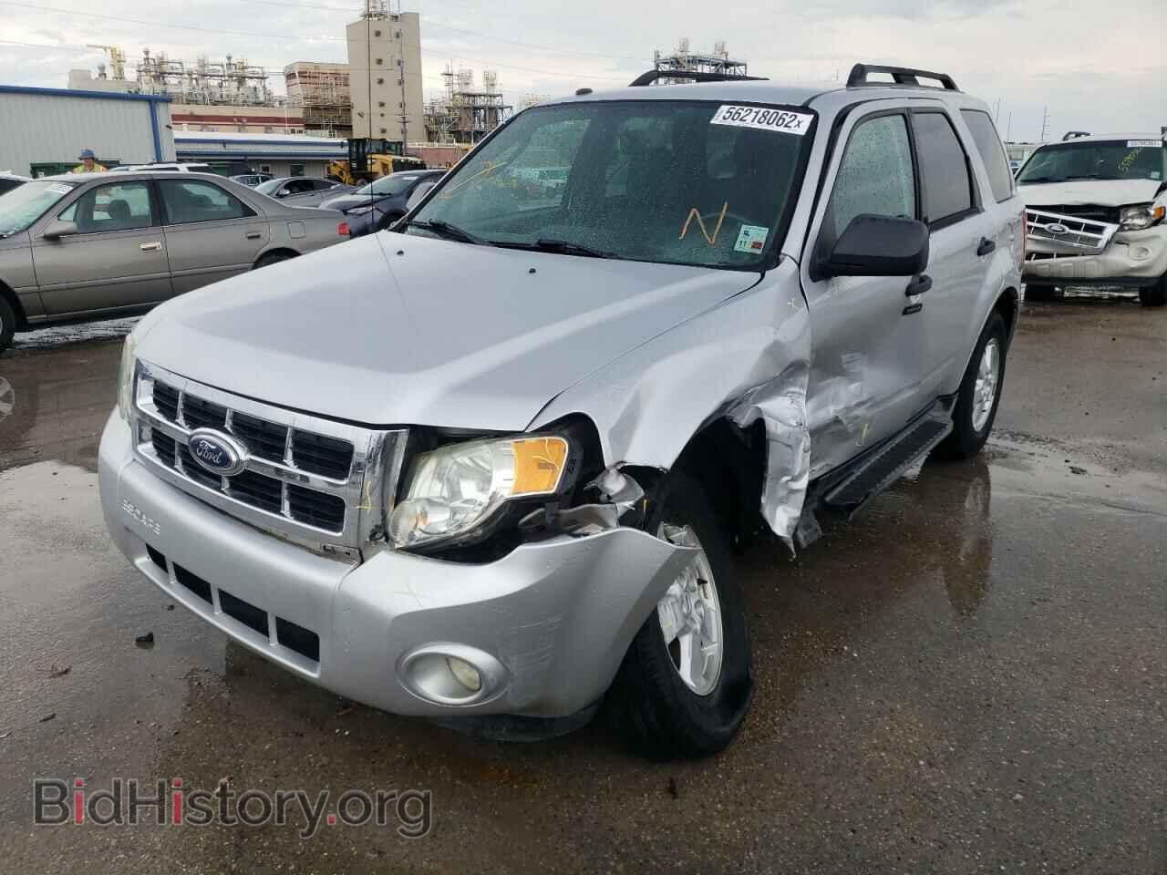 2011 FORD ESCAPE - VIN: 1FMCU0DG1BKB51148 - Фото 2