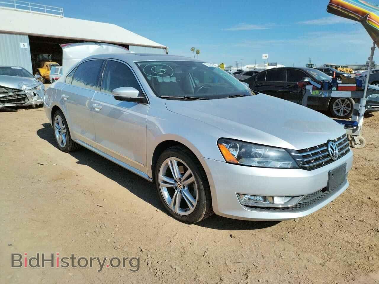 Photo 1VWBV7A37FC052483 - VOLKSWAGEN PASSAT 2015