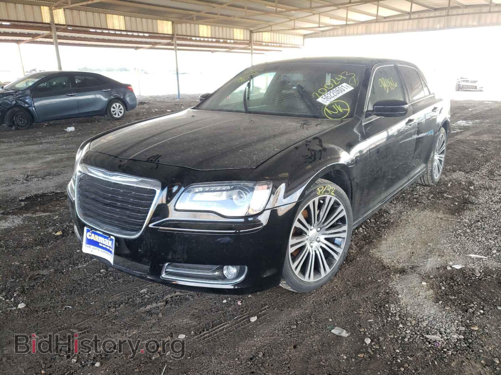 2014 CHRYSLER 300 - VIN: 2C3CCABG0EH200243 - Фото 2