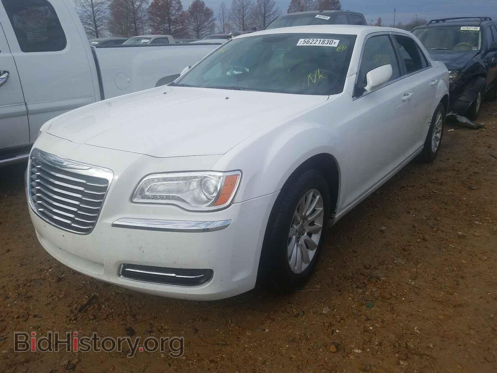 2014 CHRYSLER 300 - VIN: 2C3CCAAG6EH235516 - Фото 2