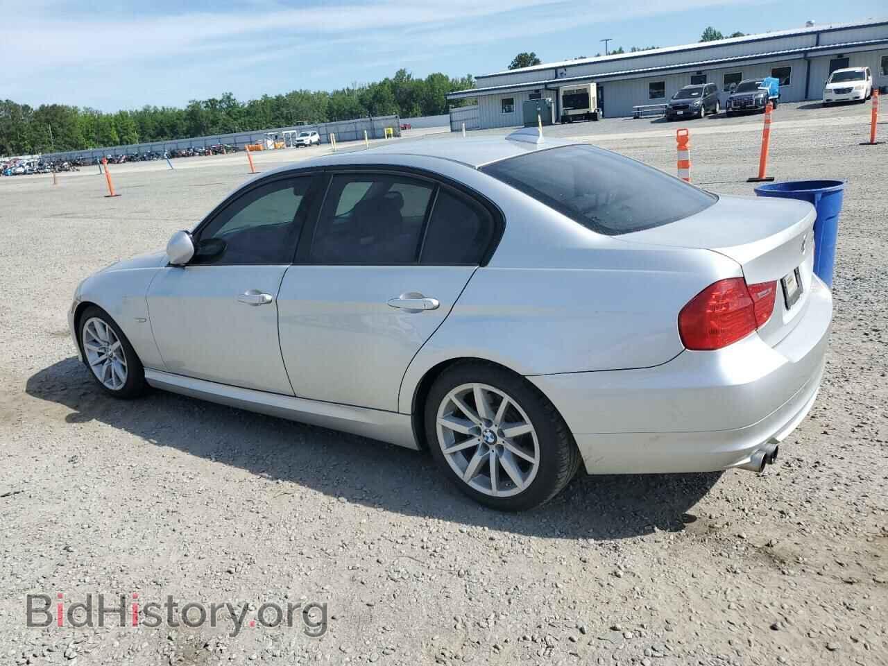 2011 BMW 3 SERIES - VIN: WBAPH7C50BE131116 - Фото 2