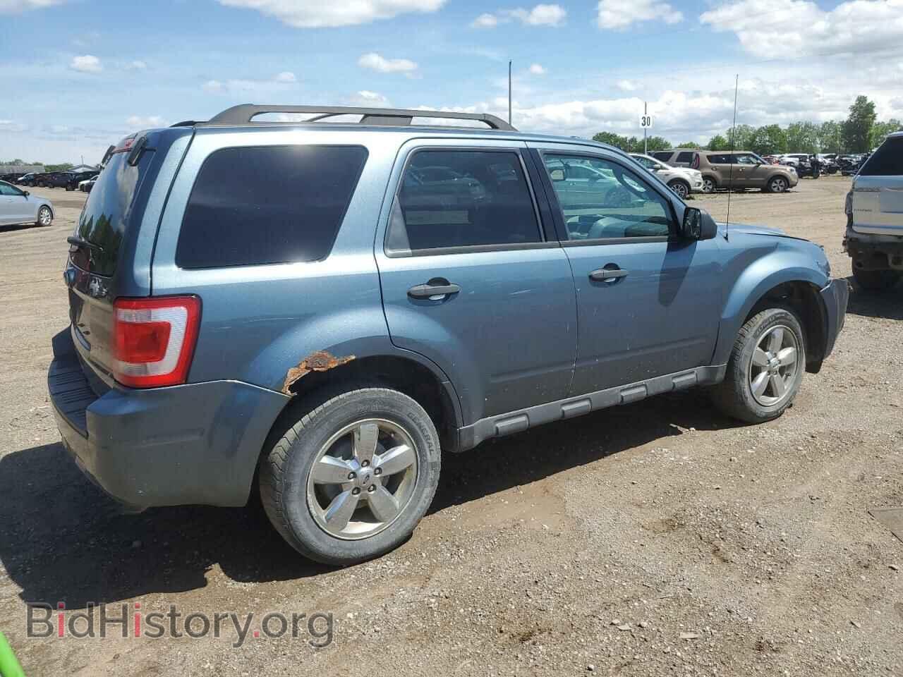 2011 FORD ESCAPE - VIN: 1FMCU0D78BKA97721 - Фото 3