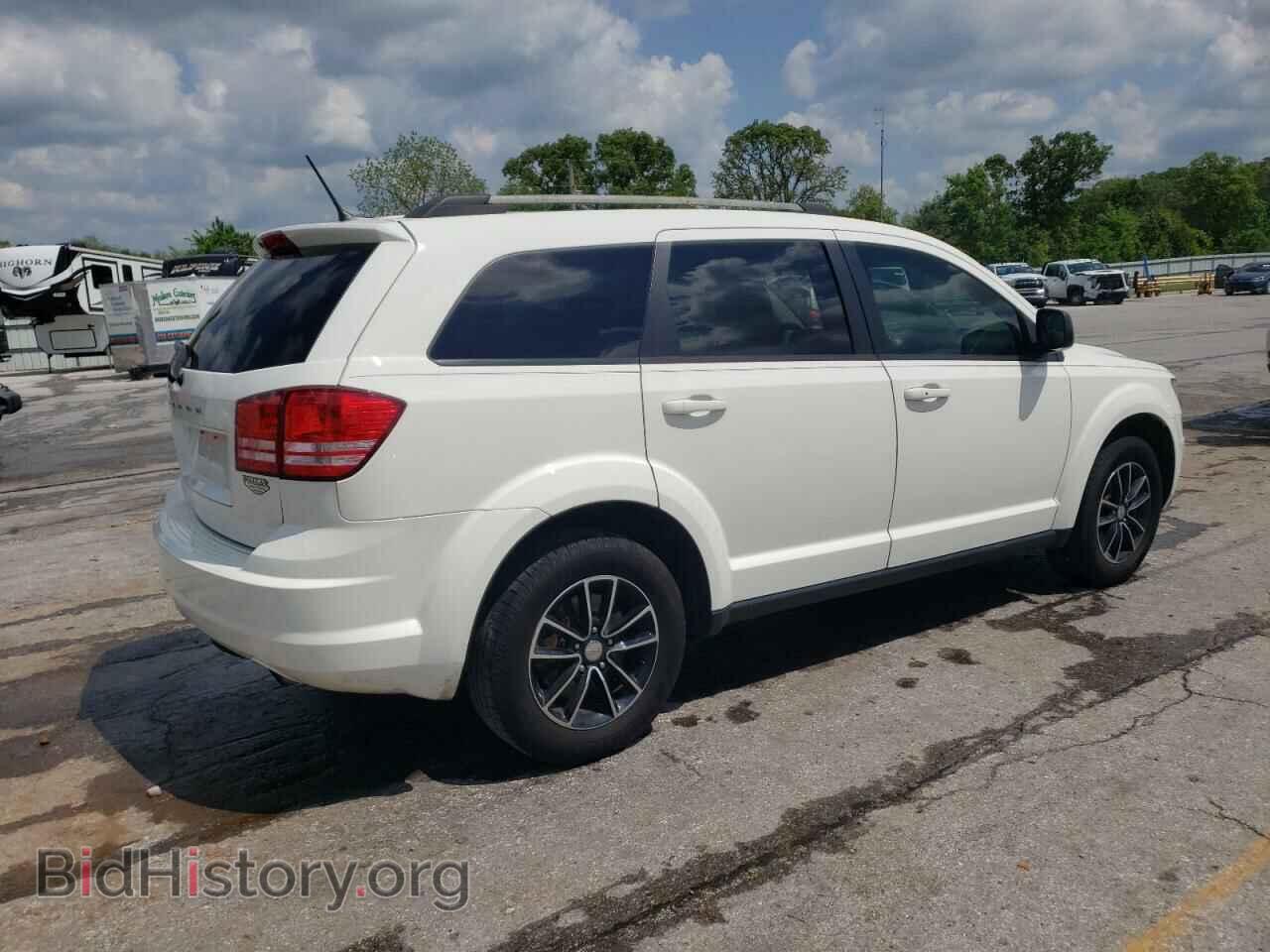 2017 DODGE JOURNEY - VIN: 3C4PDCAB1HT637790 - Фото 3