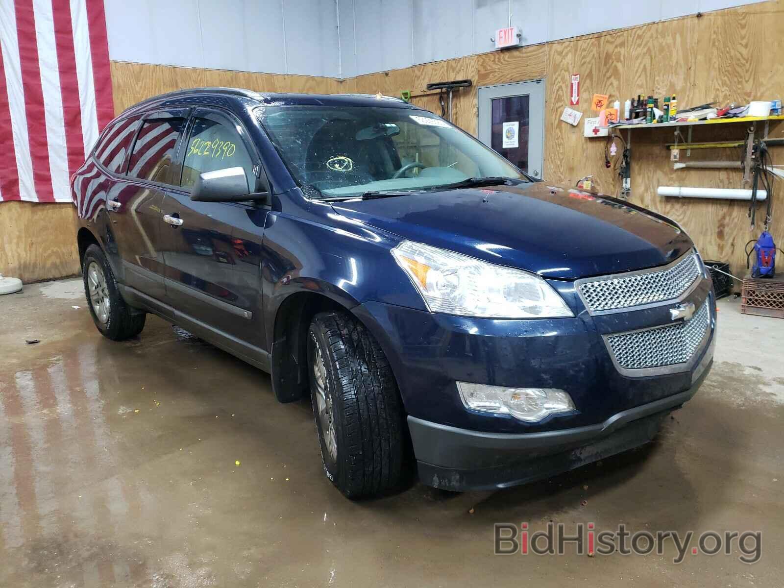 Photo 1GNLREED8AS135560 - CHEVROLET TRAVERSE 2010