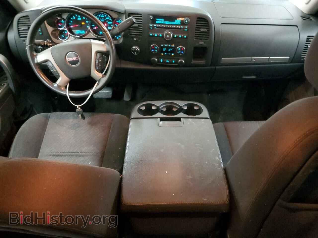 2011 GMC SIERRA - VIN: 1GTR2VE31BZ385262 - Фото 8