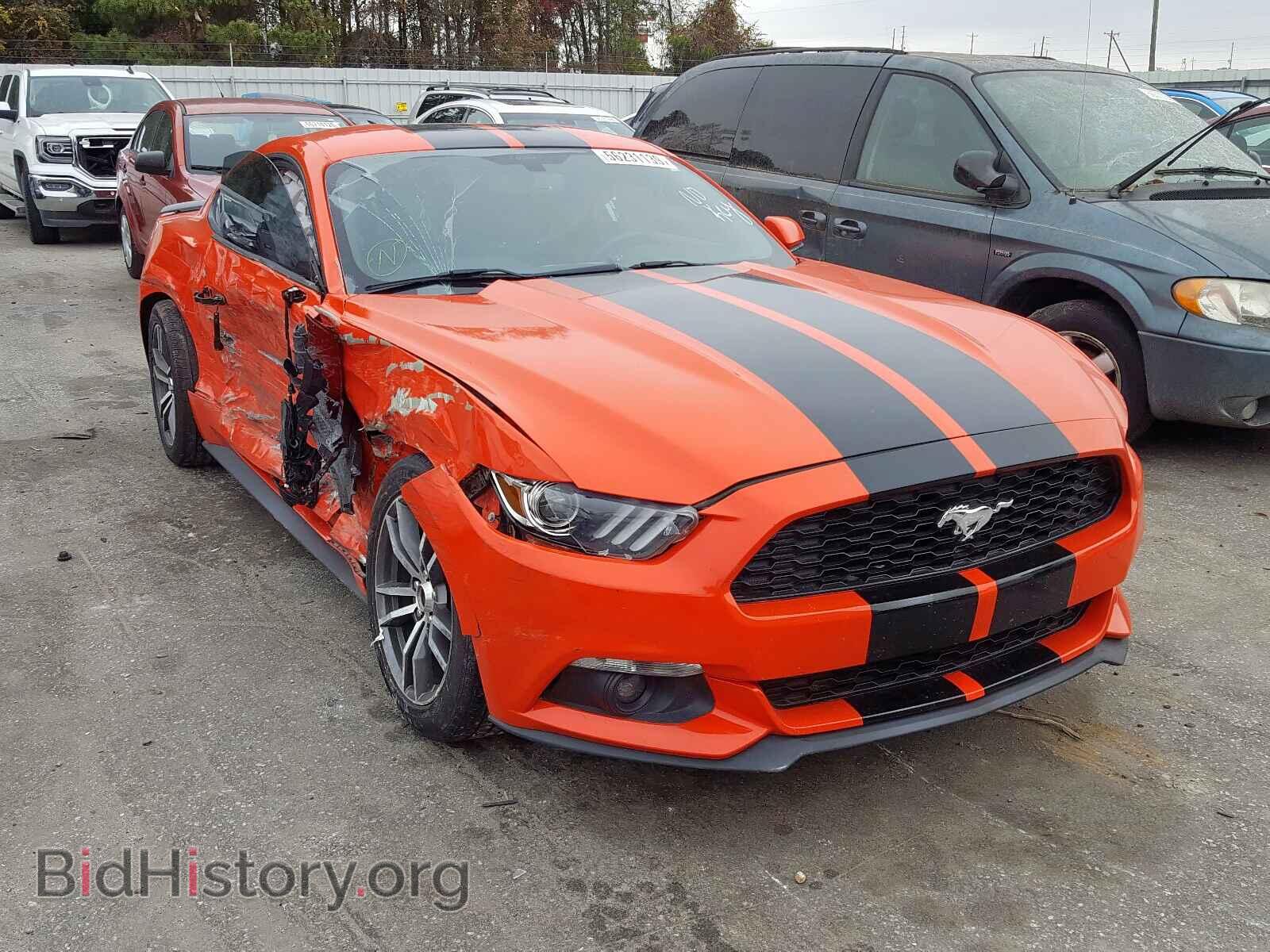 Photo 1FA6P8TH8G5296183 - FORD MUSTANG 2016
