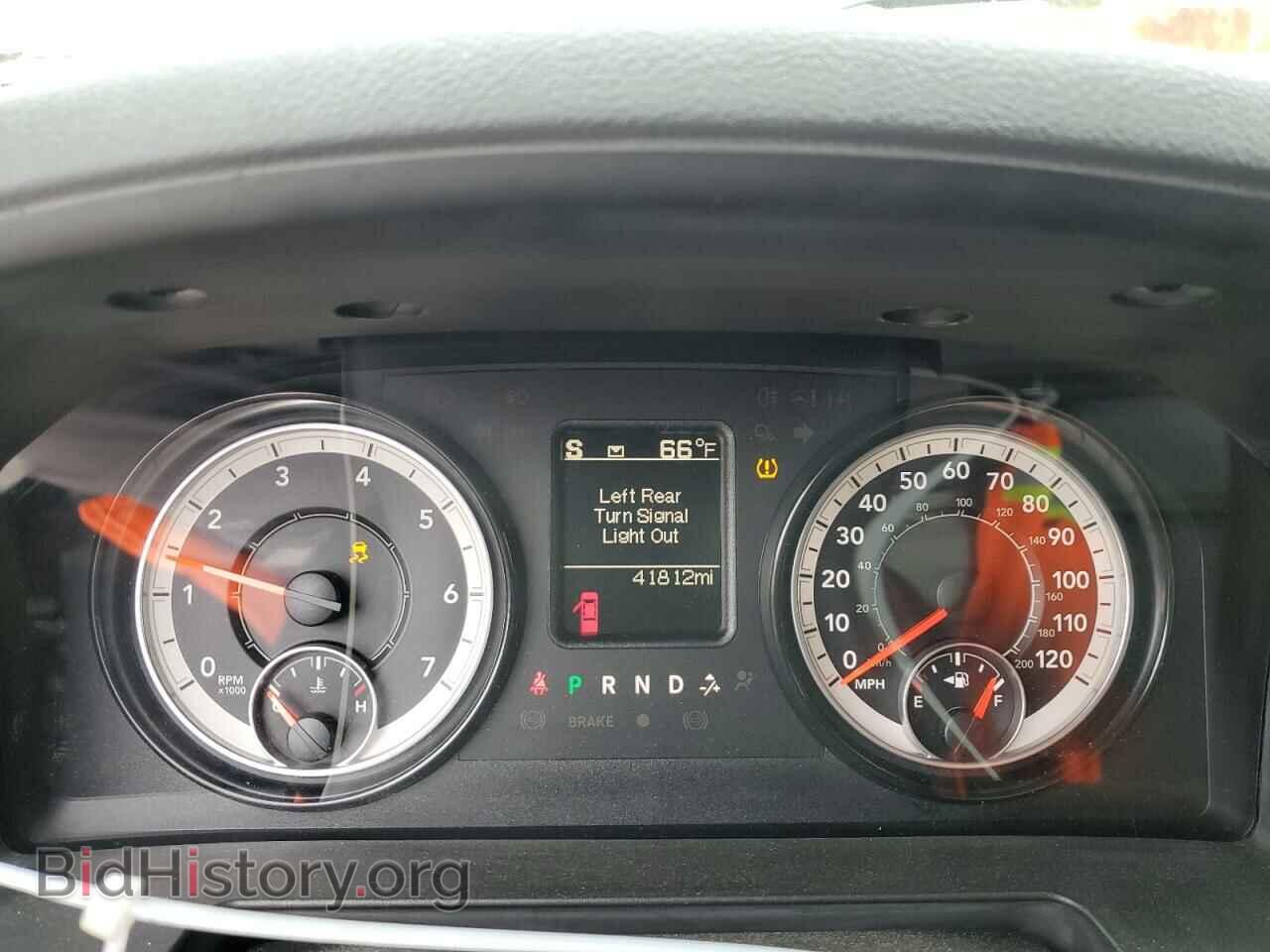 2018 RAM 1500 - VIN: 1C6RR6FG4JS251993 - Фото 9