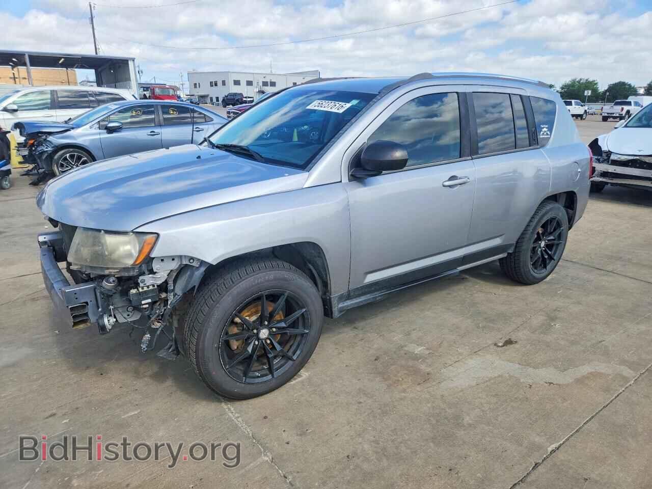 Фотография 1C4NJCBBXED812683 - JEEP COMPASS 2014