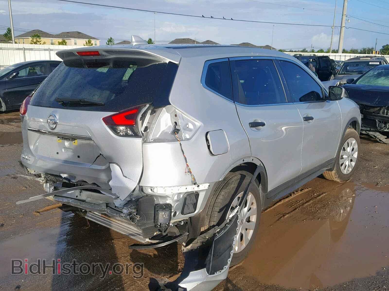 2017 NISSAN ROGUE S - VIN: KNMAT2MTXHP598791 - Фото 4