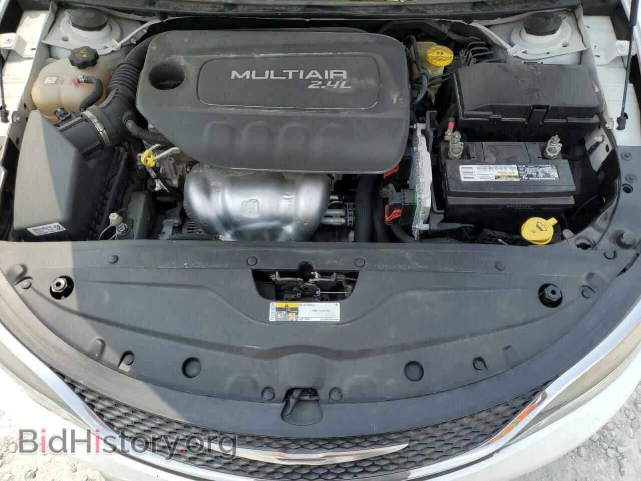 2016 CHRYSLER 200 - VIN: 1C3CCCAB5GN144134 - Фото 11