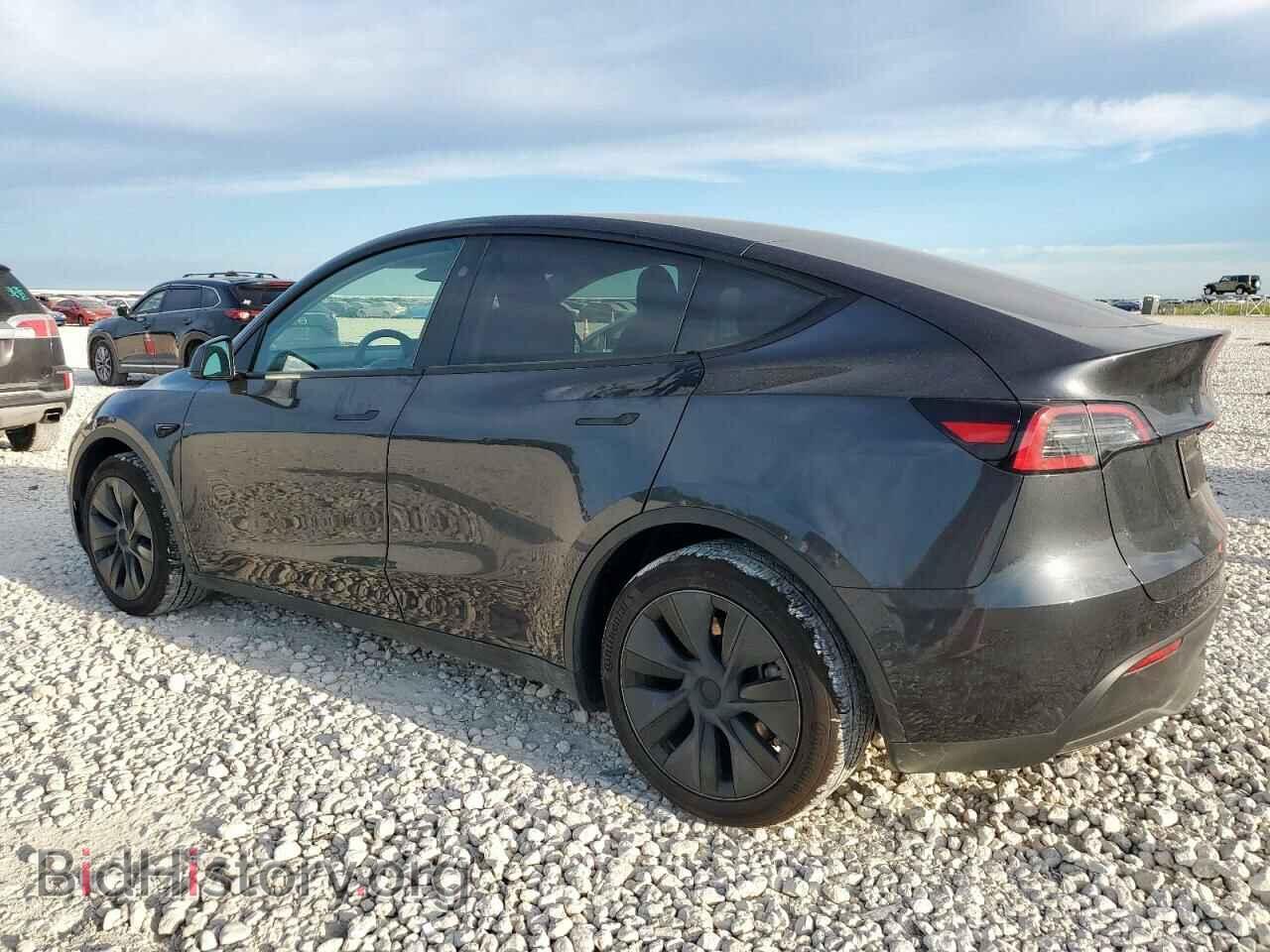 2025 TESLA MODEL Y - VIN: 7SAYGAEE5SF287996 - Фото 2