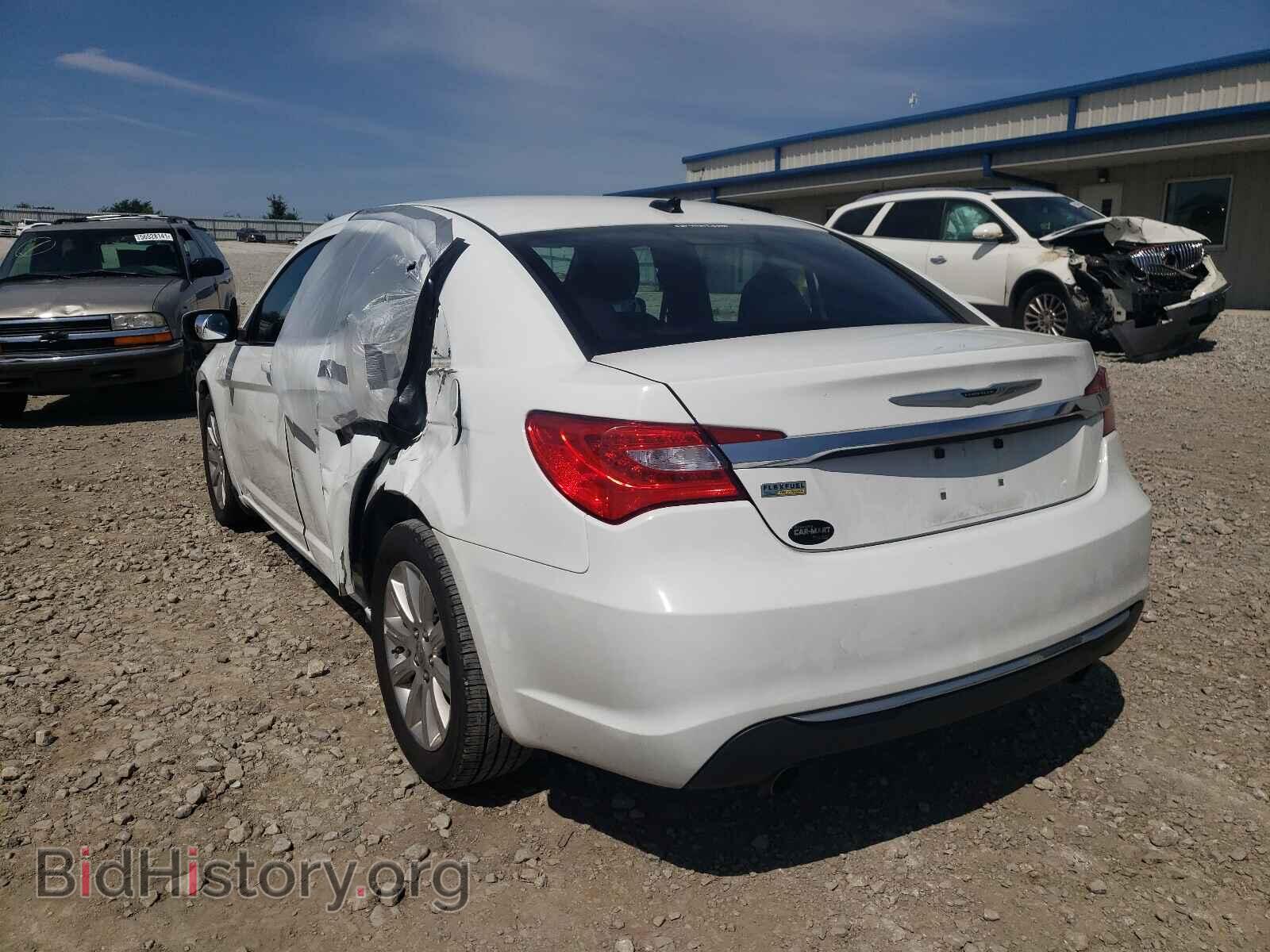 2014 CHRYSLER 200 - VIN: 1C3CCBBG5EN106579 - Фото 3