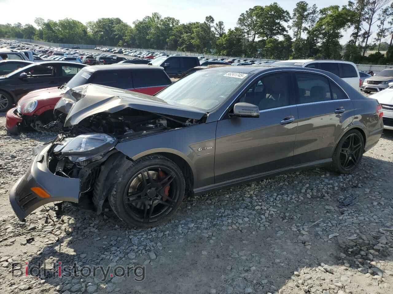 Photo WDDHF7HB5BA364899 - MERCEDES-BENZ E-CLASS 2011