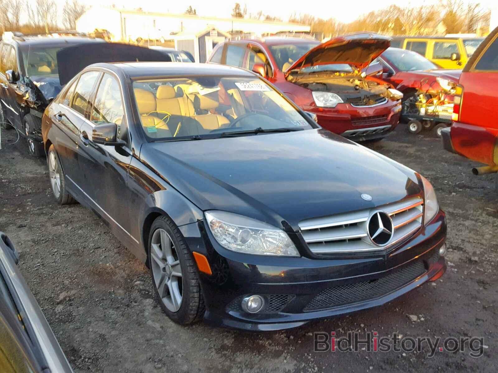 Photo WDDGF8BB3AR113373 - MERCEDES-BENZ C CLASS 2010