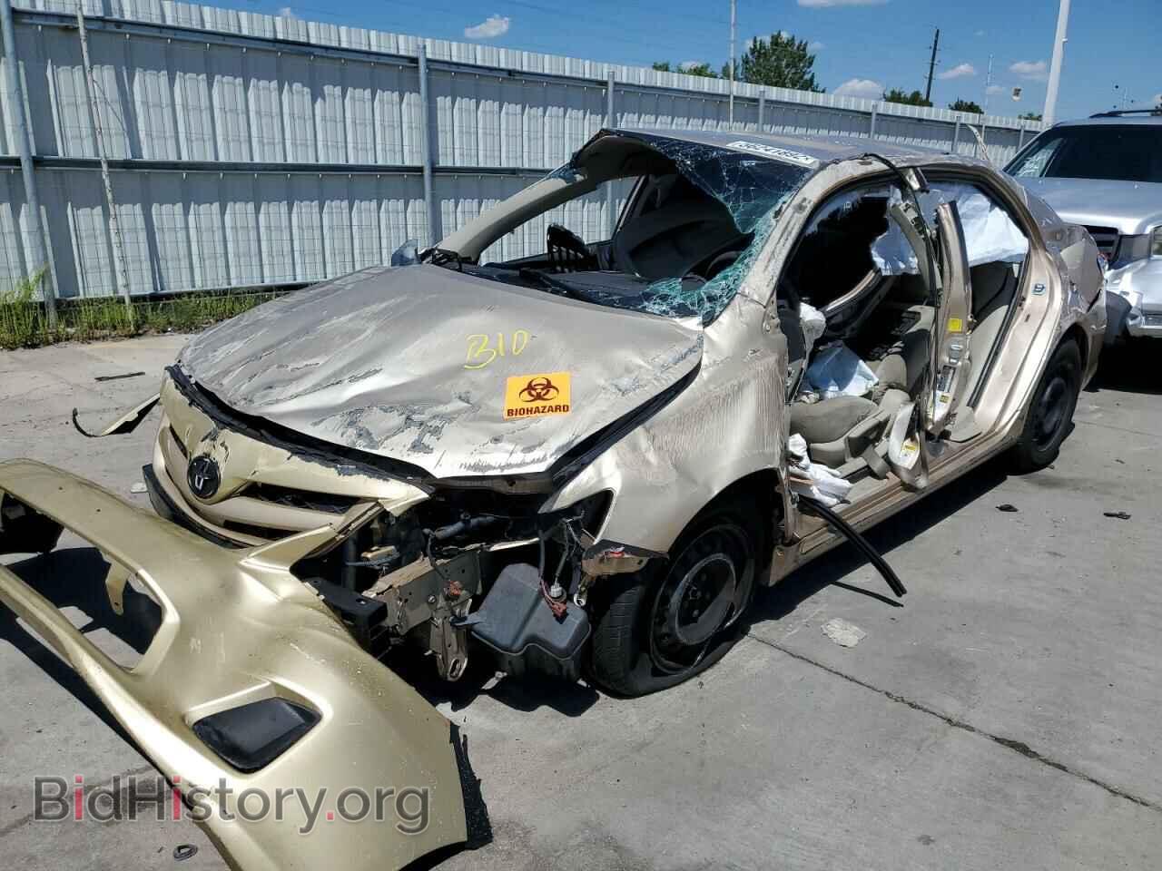 2011 TOYOTA COROLLA - VIN: 2T1BU4EEXBC581119 - Фото 2