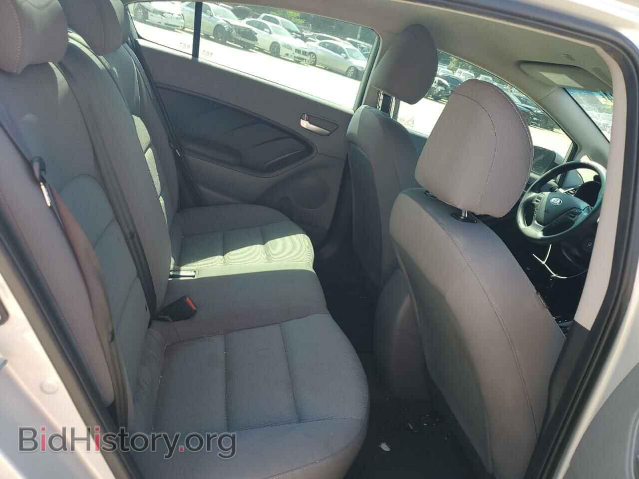 2017 KIA FORTE - VIN: 3KPFK4A75HE115199 - Фото 10