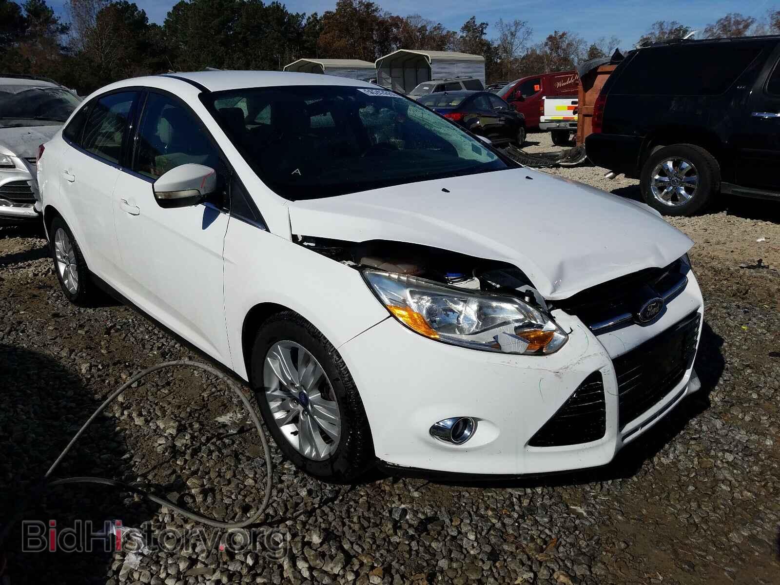 Photo 1FAHP3H23CL168889 - FORD FOCUS 2012