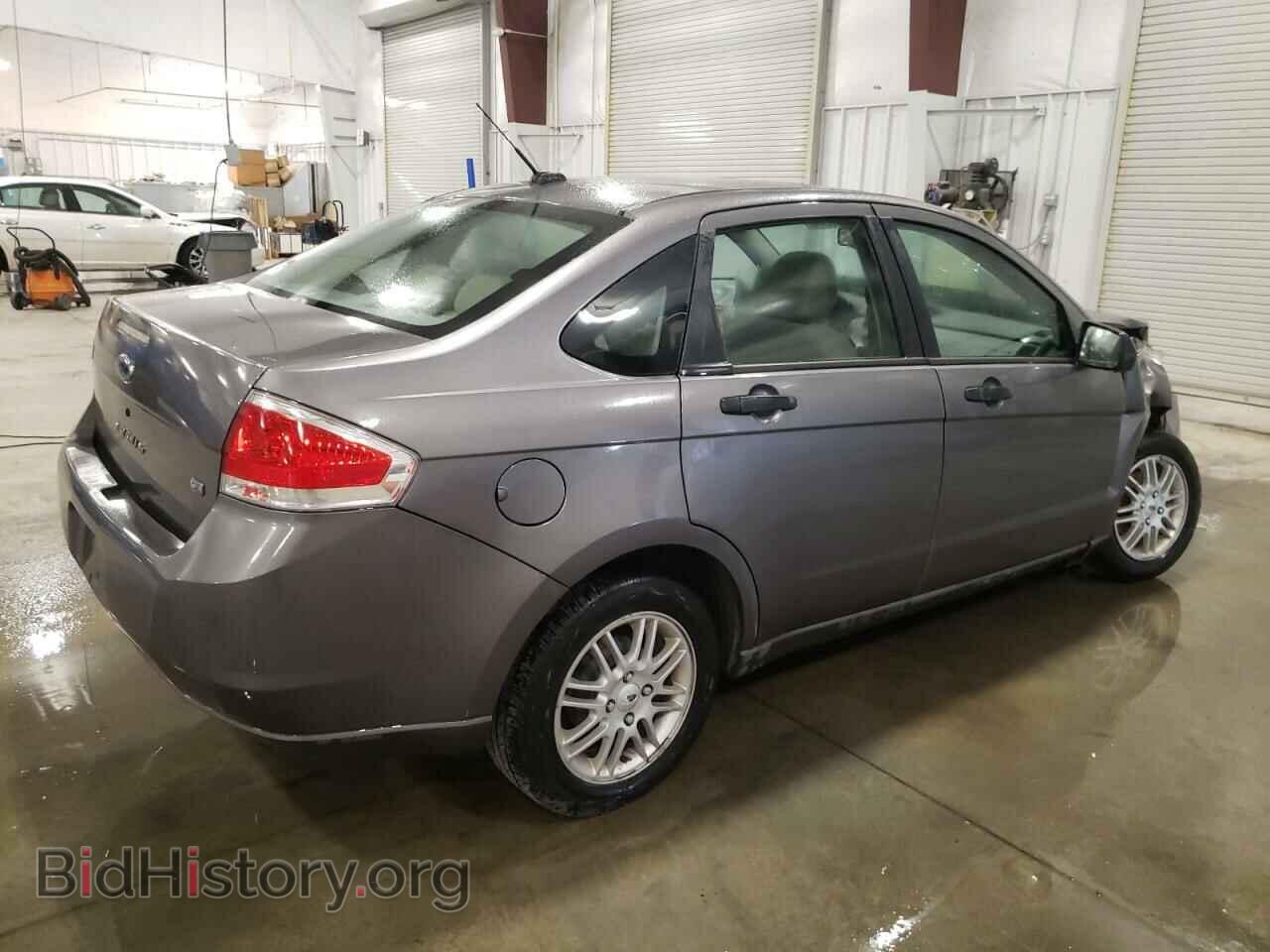 2009 FORD FOCUS - VIN: 1FAHP35NX9W189504 - Фото 3