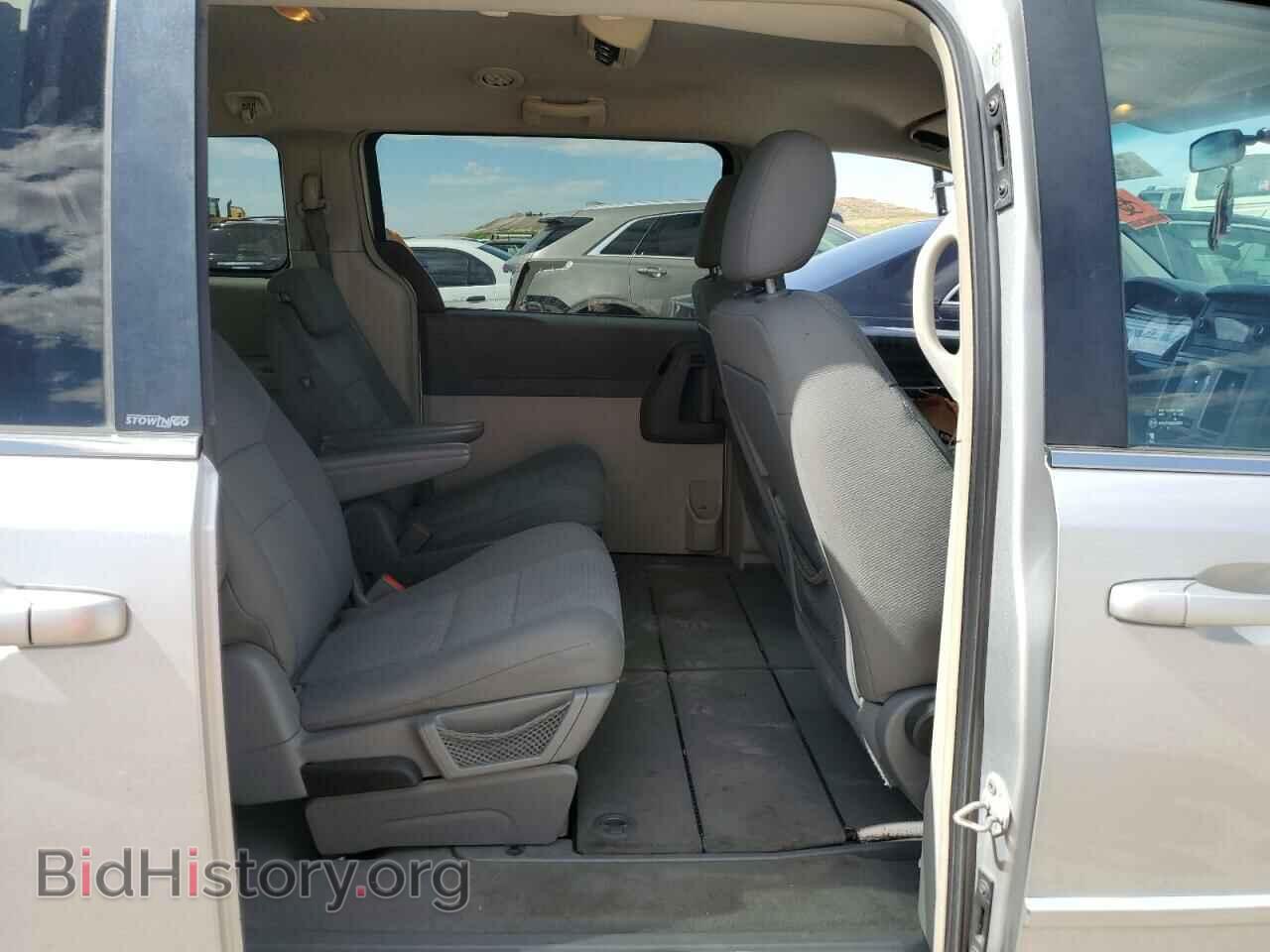 2009 CHRYSLER MINIVAN - VIN: 2A8HR44E99R656442 - Фото 11