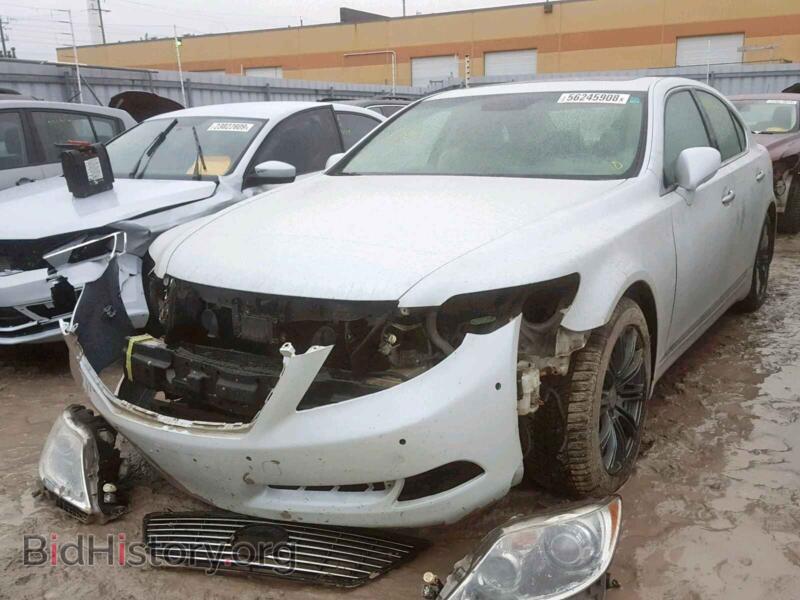 2007 Lexus LS460 (VIN JTHBL46F275028946) — фото 2 из 10