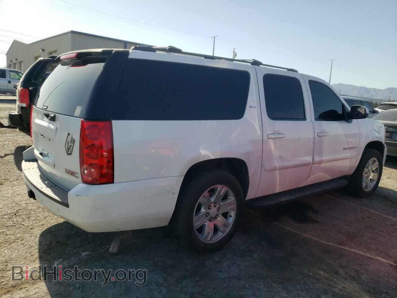 2007 GMC YUKON - VIN: 1GKFC16057J359318 - Photo 3