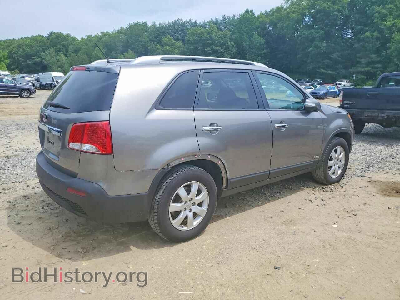 2013 KIA SORENTO - VIN: 5XYKTDA26DG349722 - Фото 3