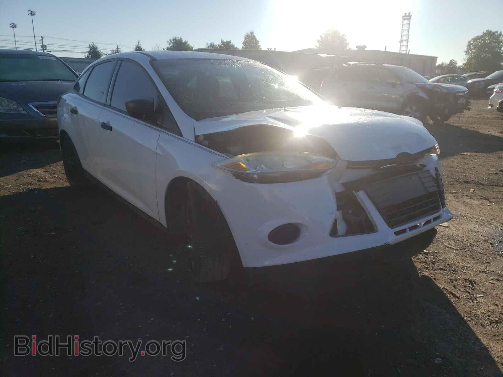 Фотография 1FAHP3E27CL394146 - FORD FOCUS 2012