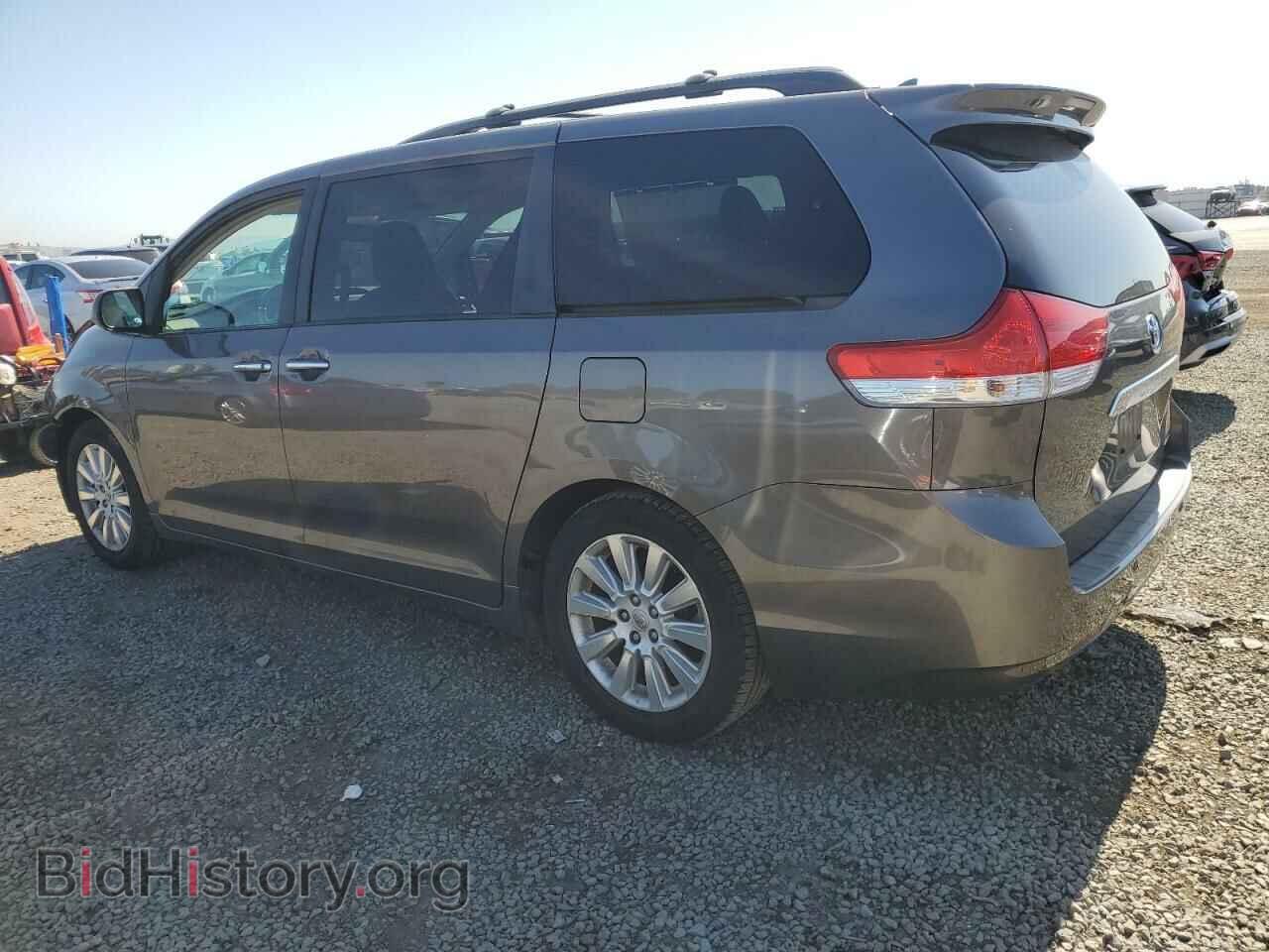 2011 TOYOTA All Models - VIN: 5TDYK3DC1BS170435 - Фото 2