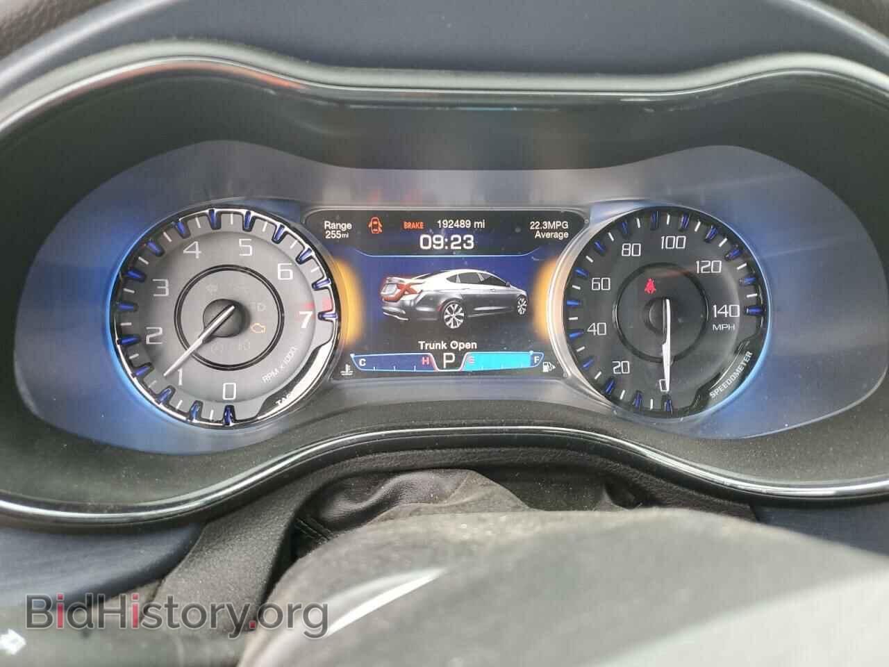 2015 CHRYSLER 200 - VIN: 1C3CCCBG6FN689882 - Фото 9