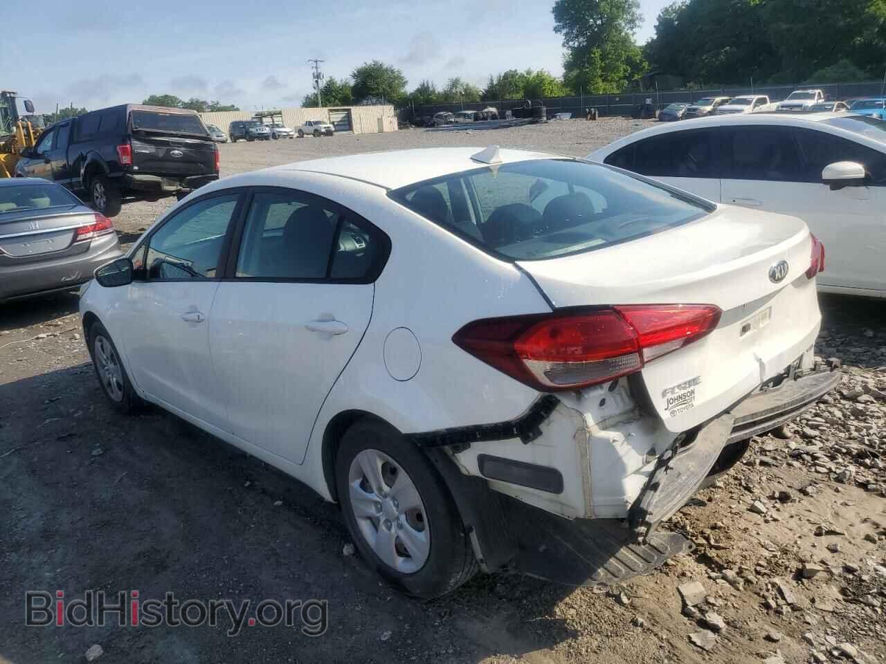 2017 KIA FORTE - VIN: 3KPFK4A77HE043096 - Фото 2