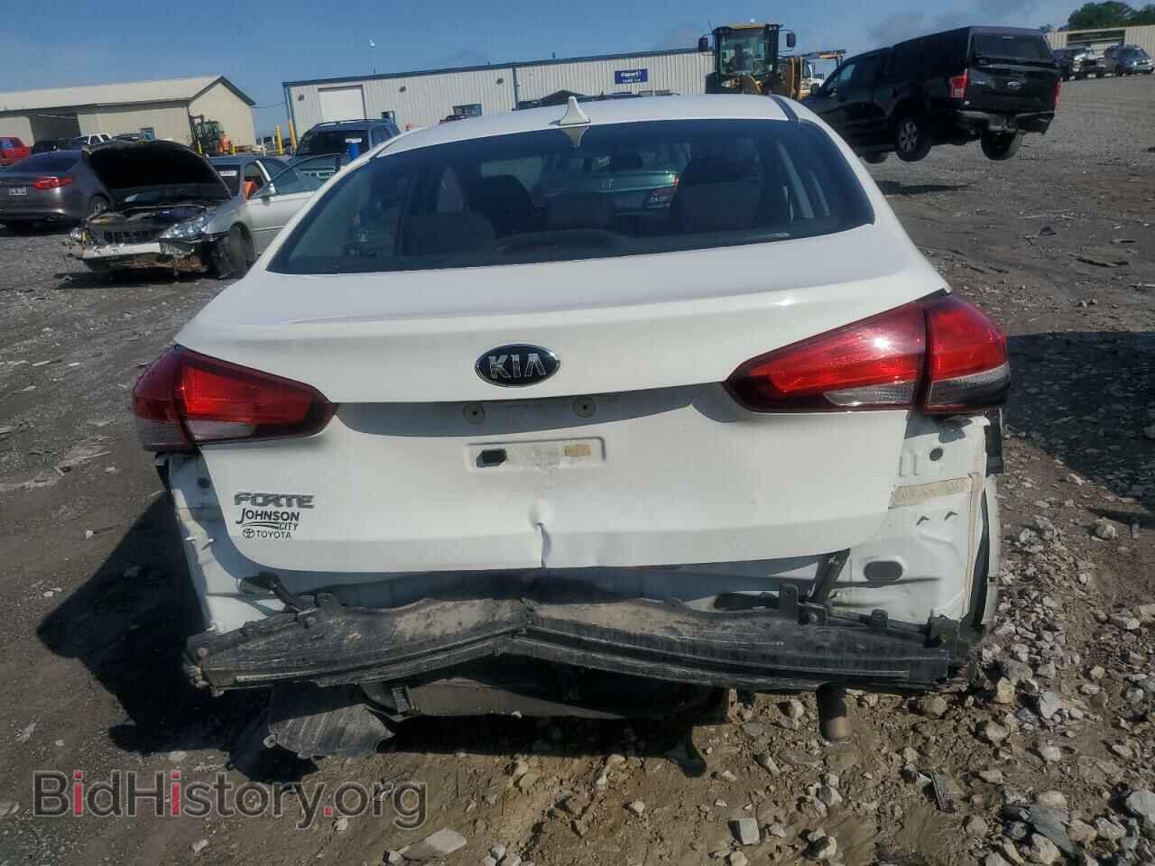 2017 KIA FORTE - VIN: 3KPFK4A77HE043096 - Фото 6