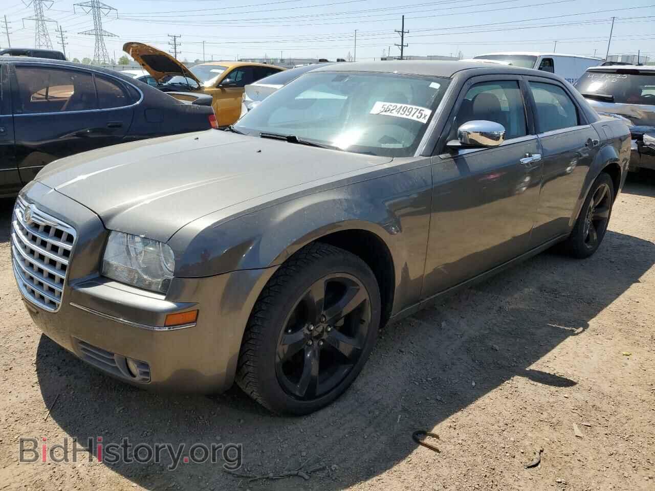 Photo 2C3CA4CD7AH132335 - CHRYSLER 300 2010