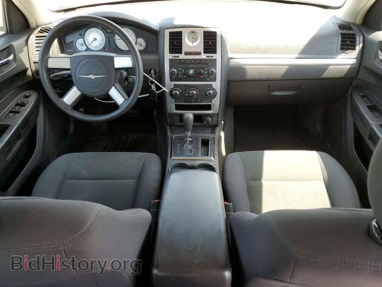 2010 CHRYSLER 300 - VIN: 2C3CA4CD7AH132335 - Фото 8