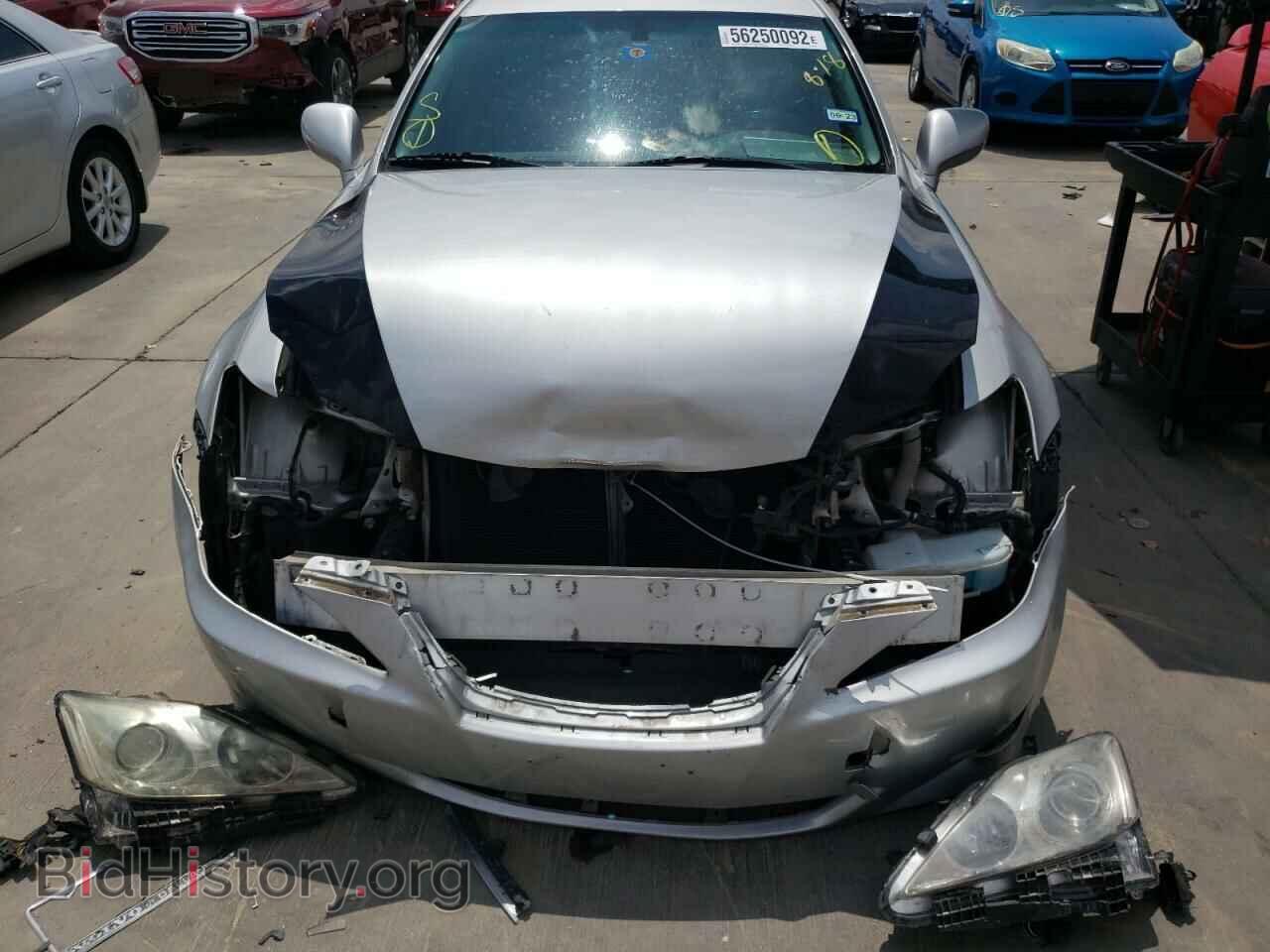 2008 LEXUS IS - VIN: JTHBK262682069555 - Photo 9