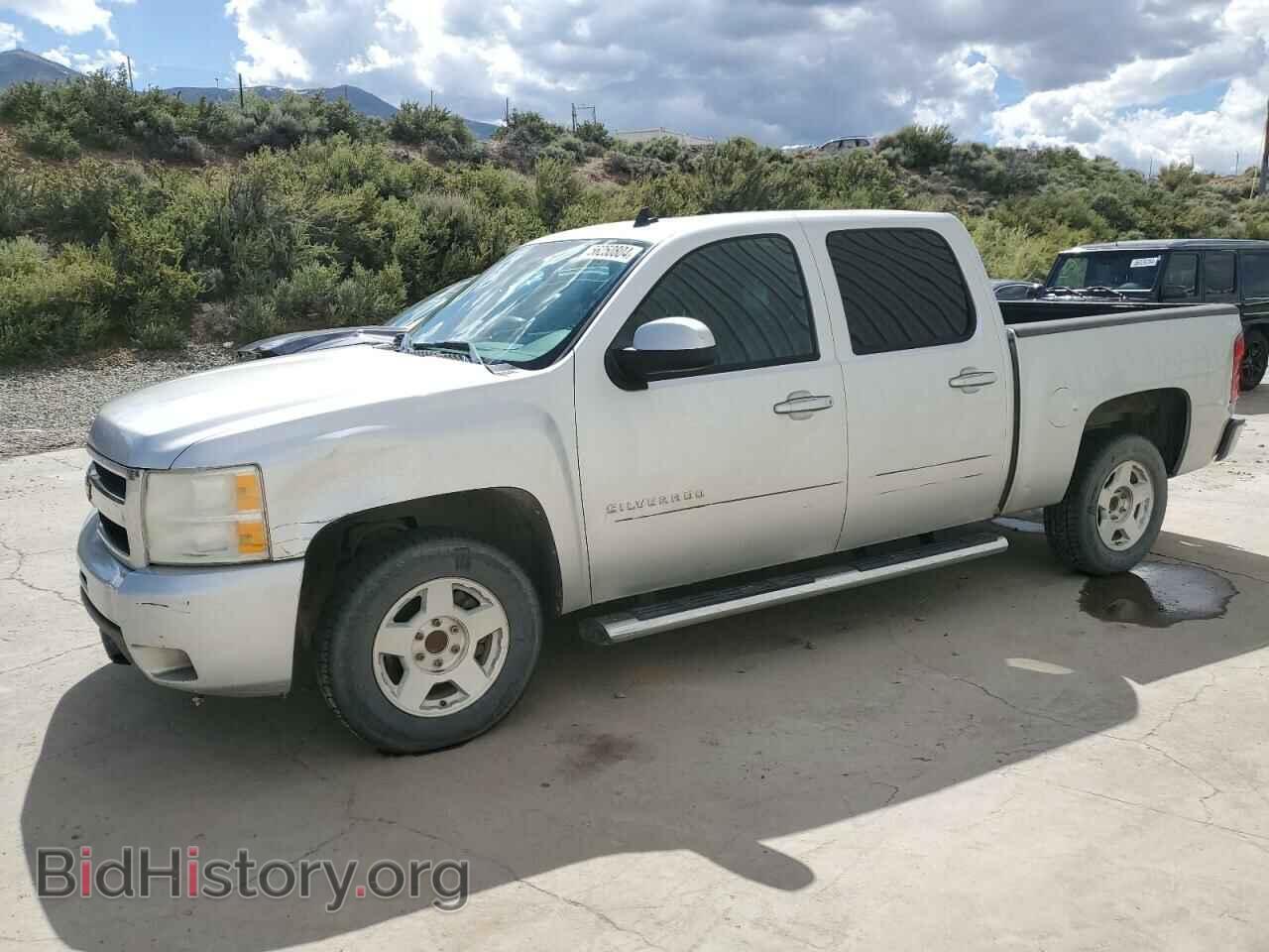 Photo 3GCPCTE07BG235333 - CHEVROLET ALL Models 2011