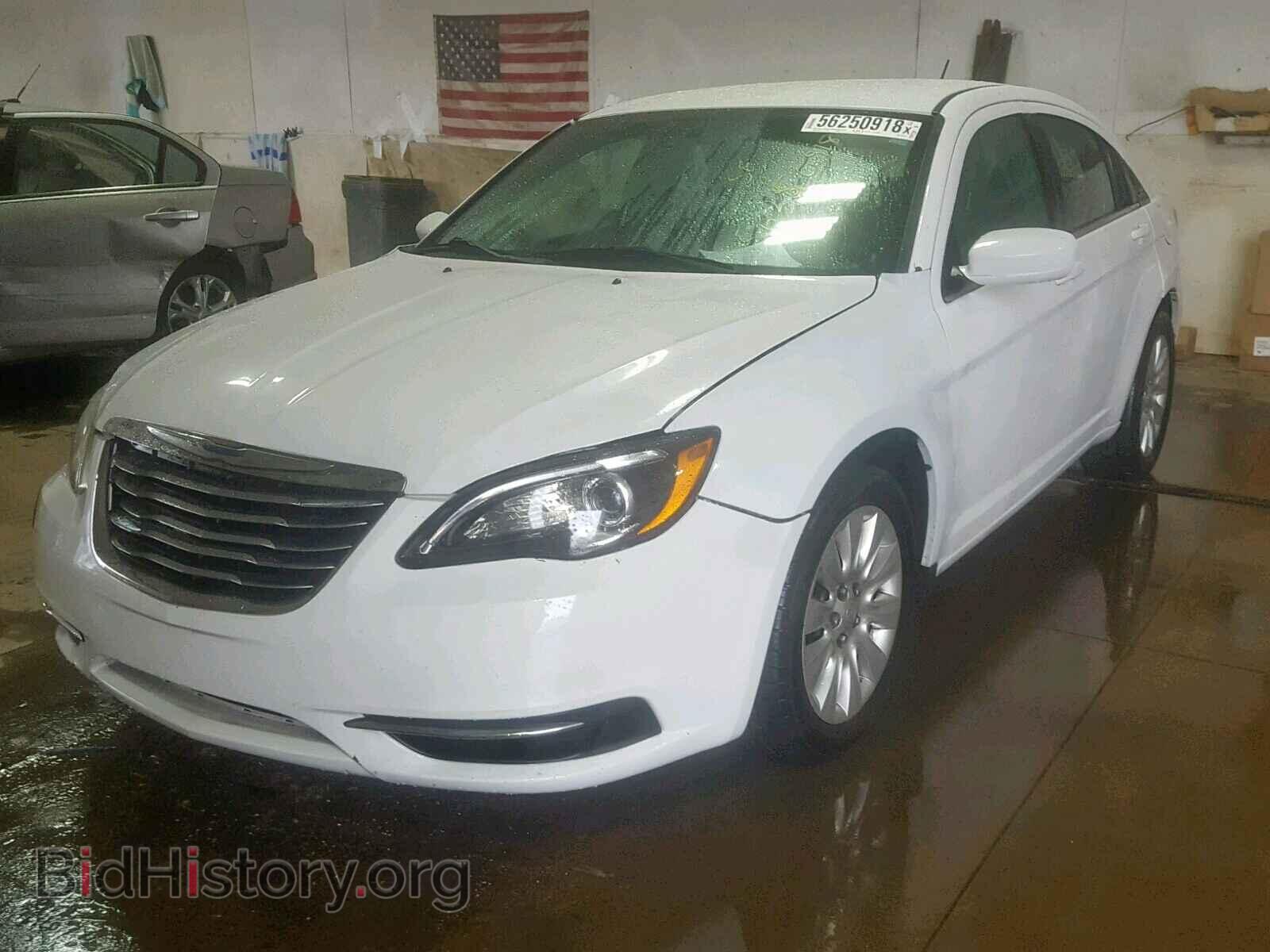 2011 CHRYSLER 200 - VIN: 1C3BC4FG1BN547476 - Фото 2