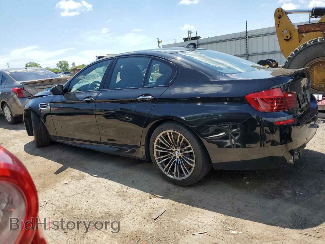2015 BMW M5 - VIN: WBSFV9C55FD595221 - Фото 2